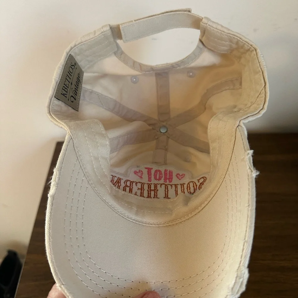 NWOT Cream Distressed Cap with Embroidered Design - Picture 3 of 4